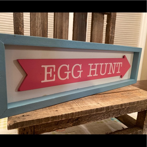 Easter Egg Hunt Sign, Blue & Pink Arrow Egg Hunt Decor Sign, Tabletop or Wall - Picture 4 of 12